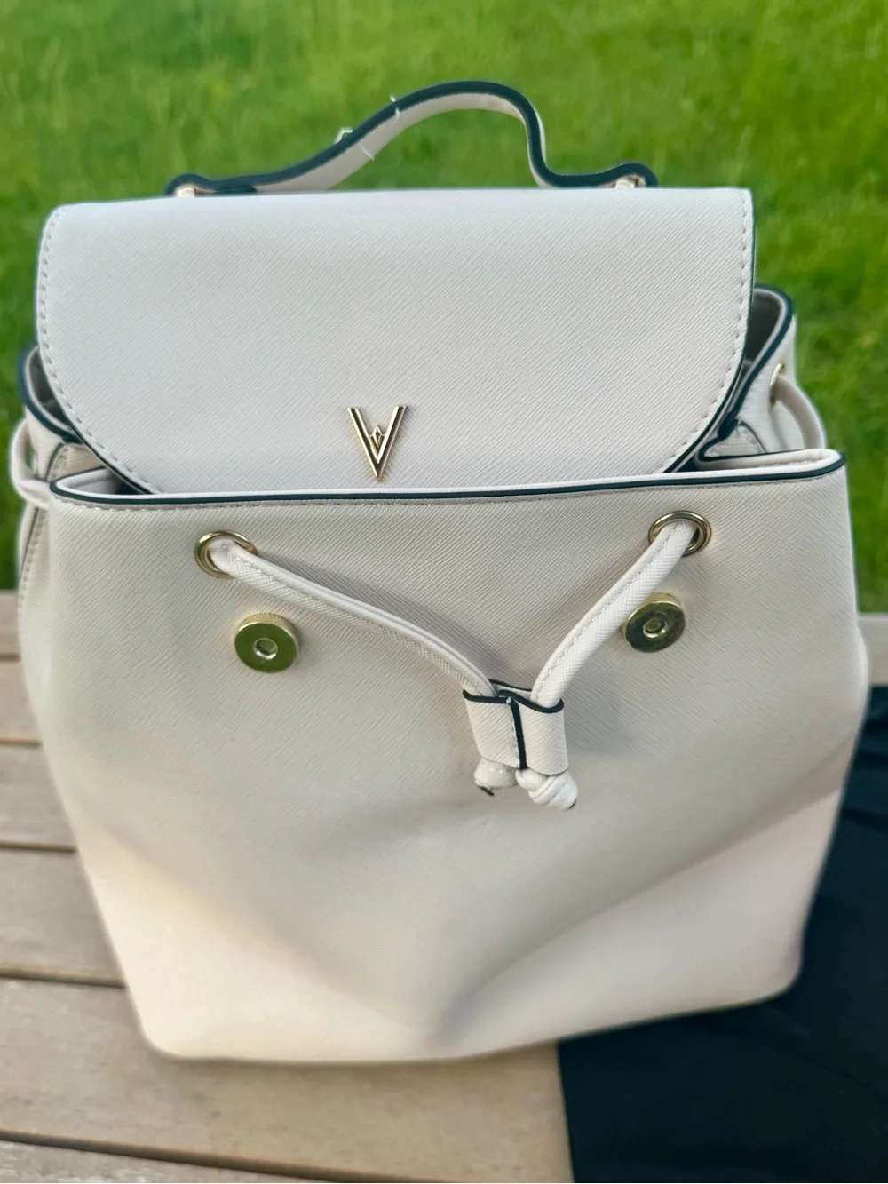 Vanessa Williams Ivory Backpack‎ Purse w Dust Bag
